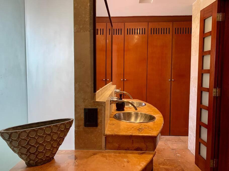 Charming Lagoon Front Villa By Casa Paraiso Cancún Exterior foto